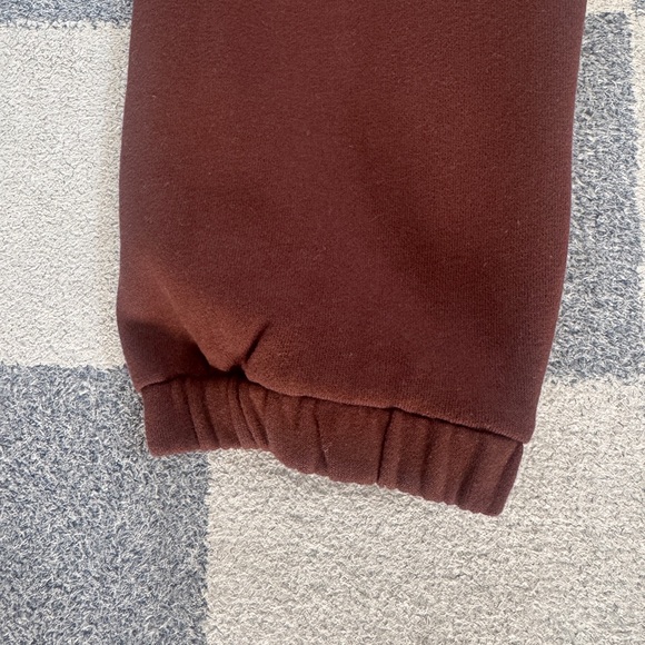 Women’s’ Brown Lululemon Joggers - Picture 8 of 12